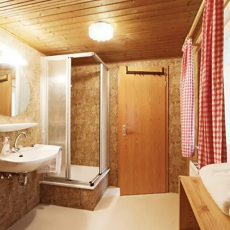 Three-bedroom Holiday In